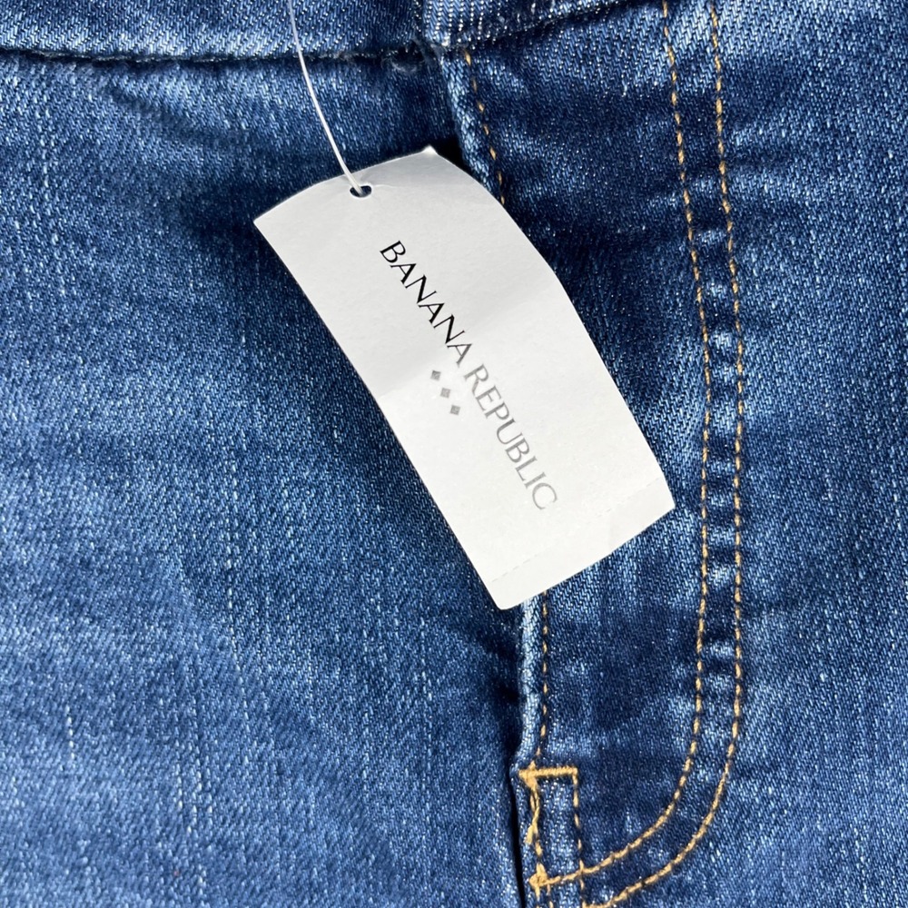 Banana Republic Low-Rise Bootcut Jeans Womens 33/16 Blue Denim 851843-00-1 NWT - Picture 2 of 13